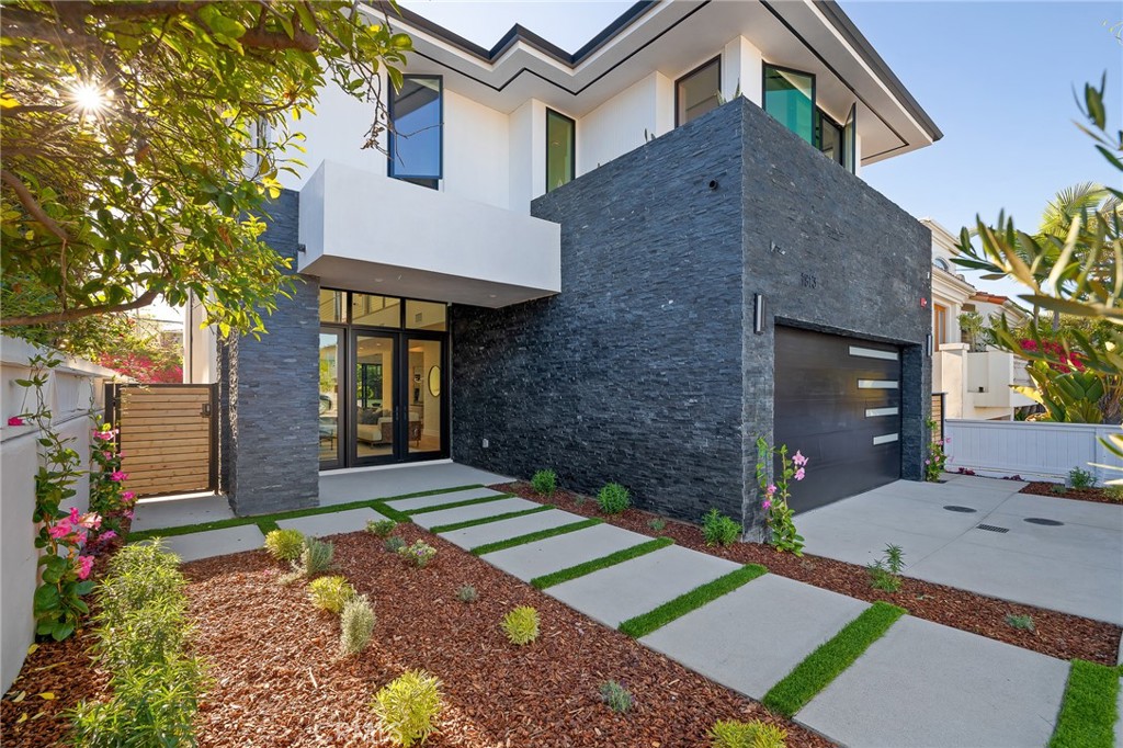 1813 Walnut Avenue Manhattan Beach, CA 90266 - Photo 2 of 73