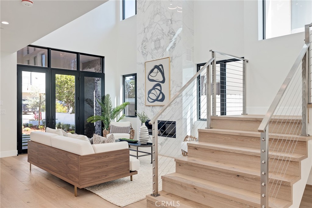 1813 Walnut Avenue Manhattan Beach, CA 90266 - Photo 8 of 73