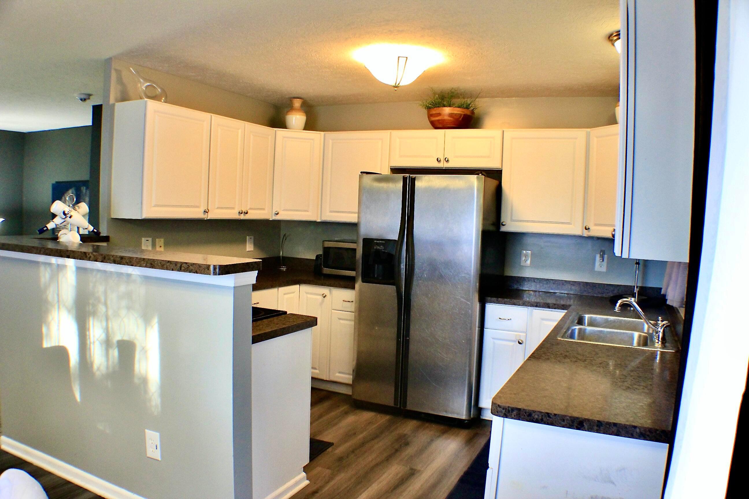 653 Fairholme Road Columbus, OH 43230 - Photo 6 of 20 IMG_3159