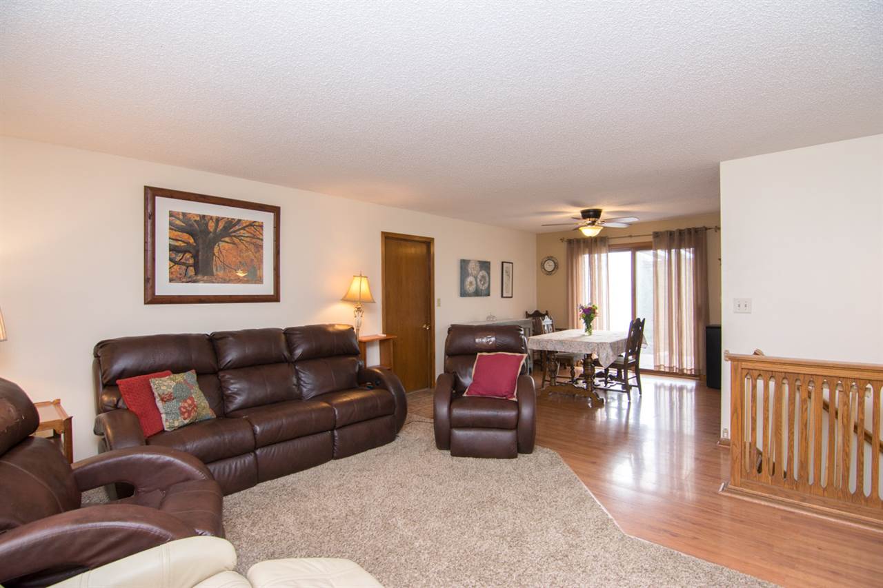 2749 Anchorage Road Northeast Solon, IA 52333 - Photo 4 of 31 Gallery Image 4