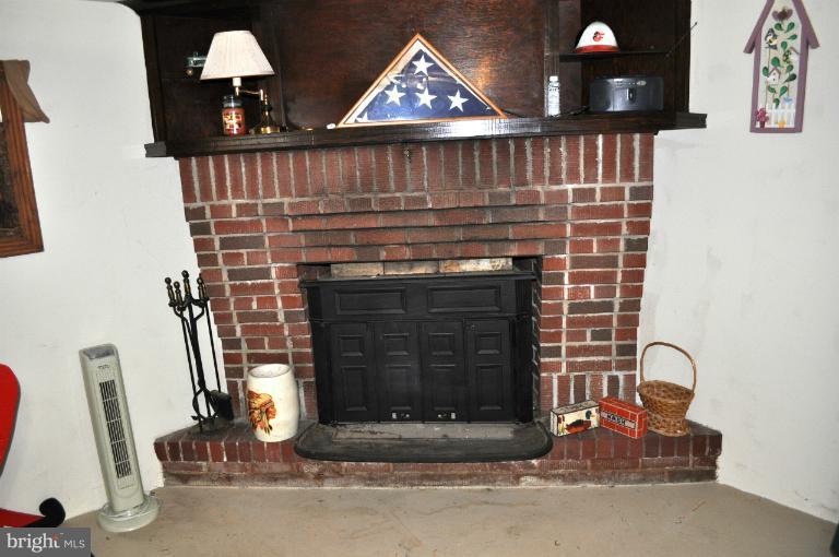 6014 Old Harford Road Baltimore, MD 21214 - Photo 15 of 27 Interior (General)