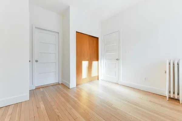 $2,600 | 36 Winchester Street, Unit 2, Brookline, MA 02446