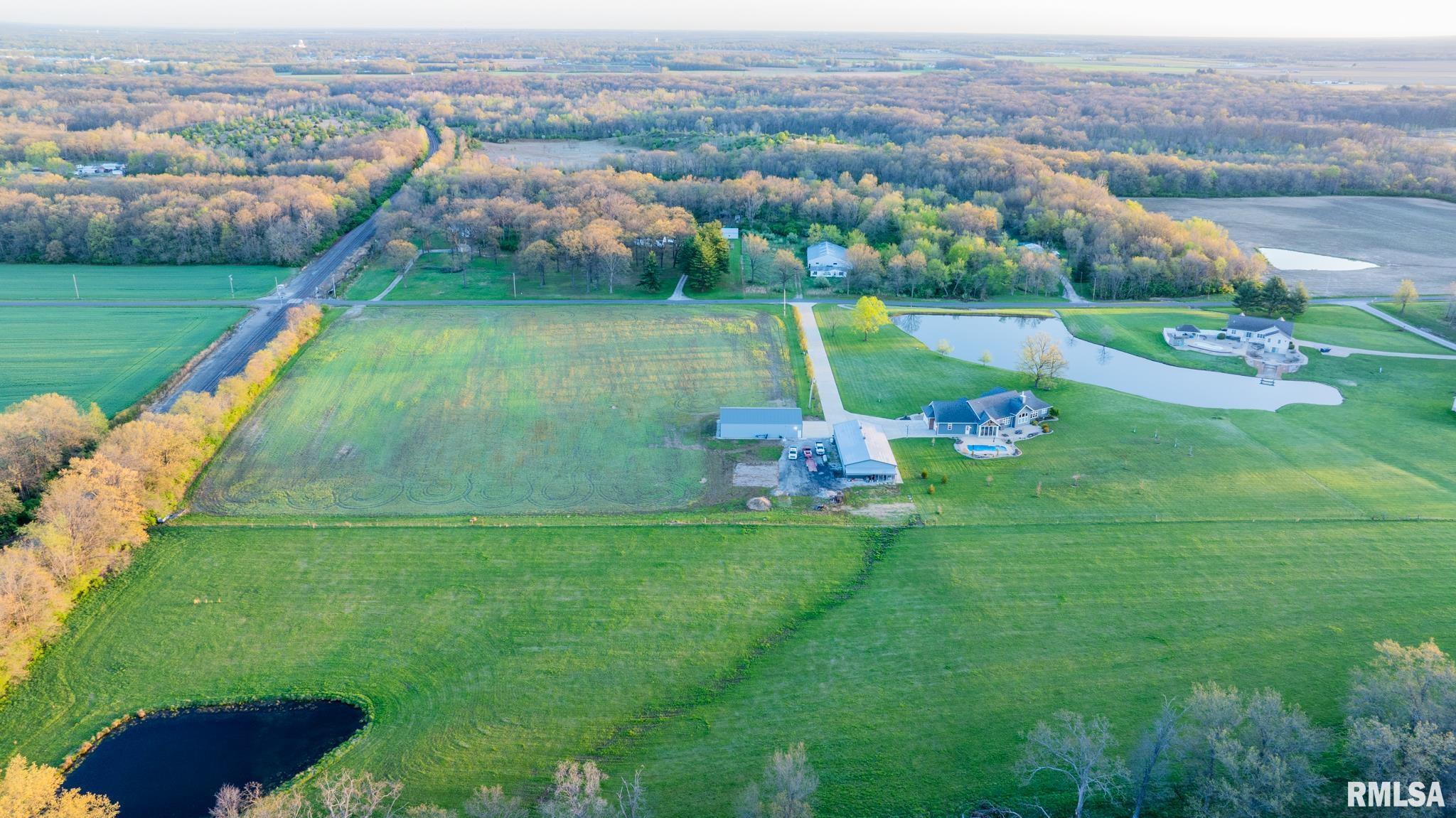 1611 East Baseline Road Centralia, IL 62801 - Photo 15 of 100