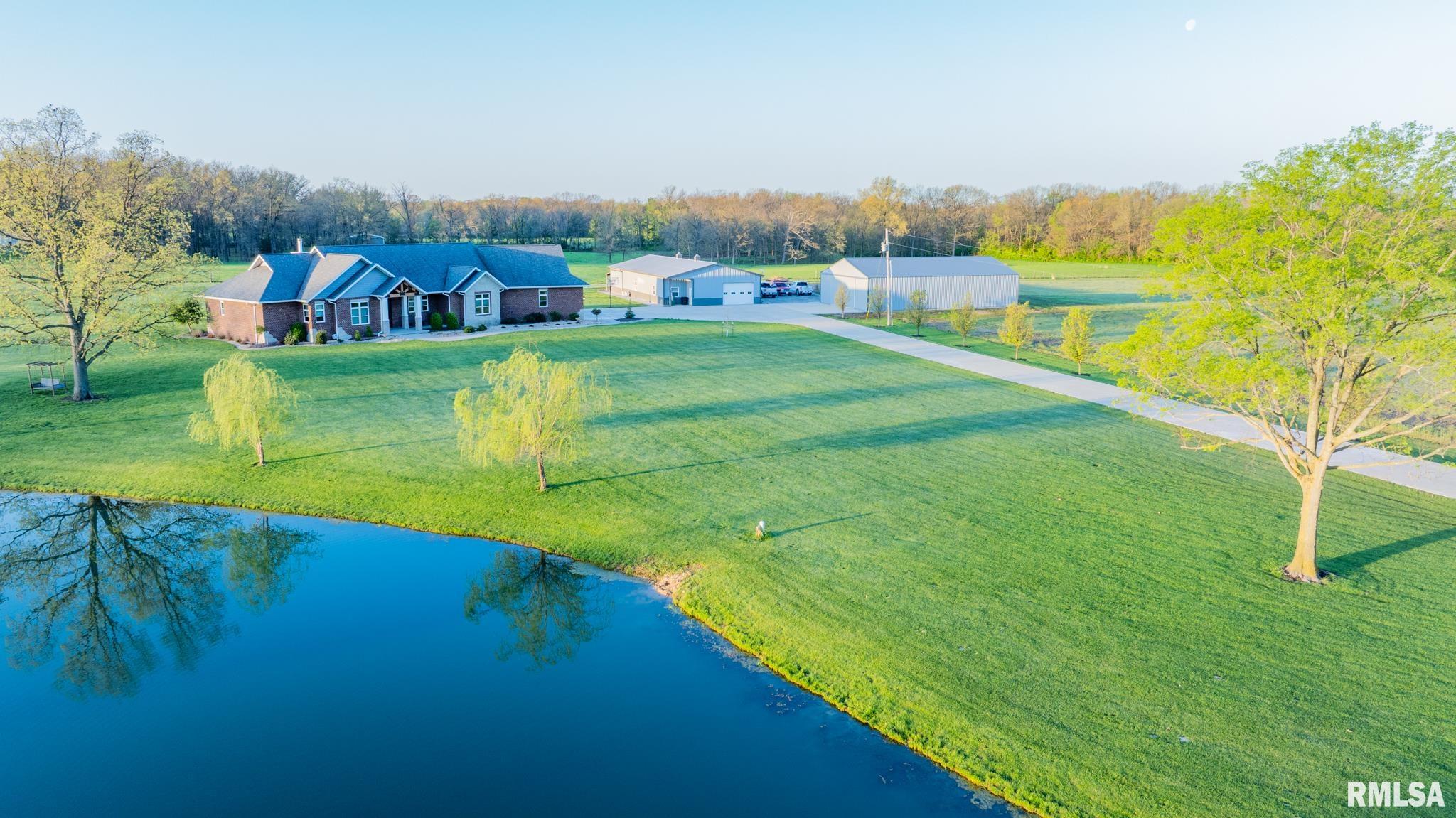 1611 East Baseline Road Centralia, IL 62801 - Photo 26 of 100