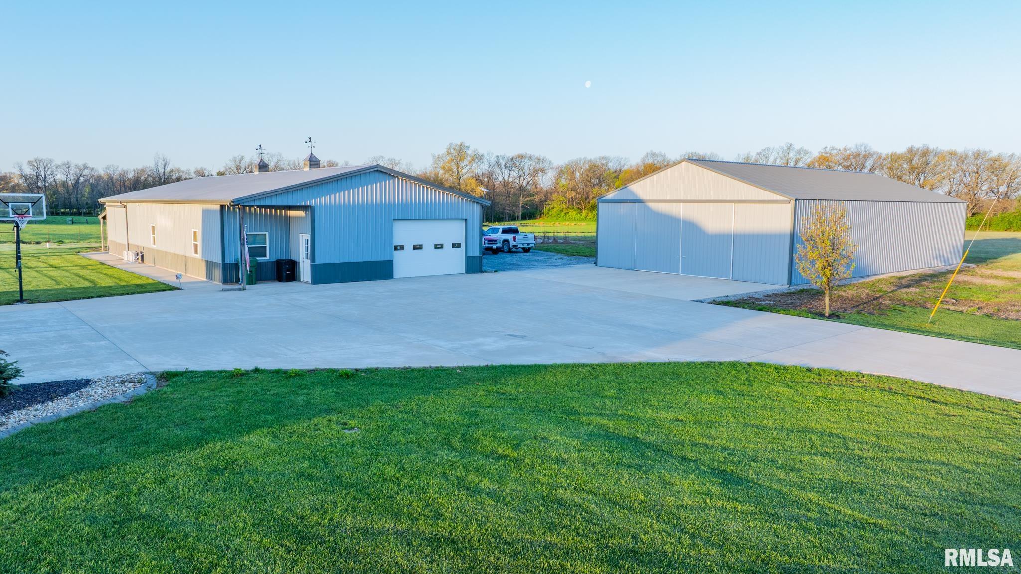 1611 East Baseline Road Centralia, IL 62801 - Photo 27 of 100