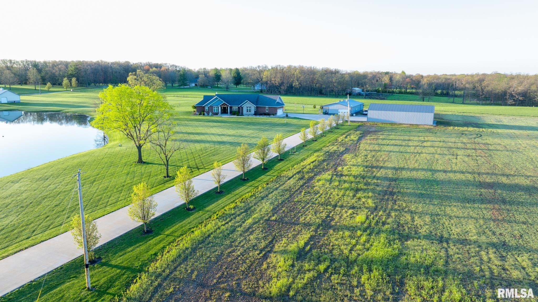 1611 East Baseline Road Centralia, IL 62801 - Photo 34 of 100
