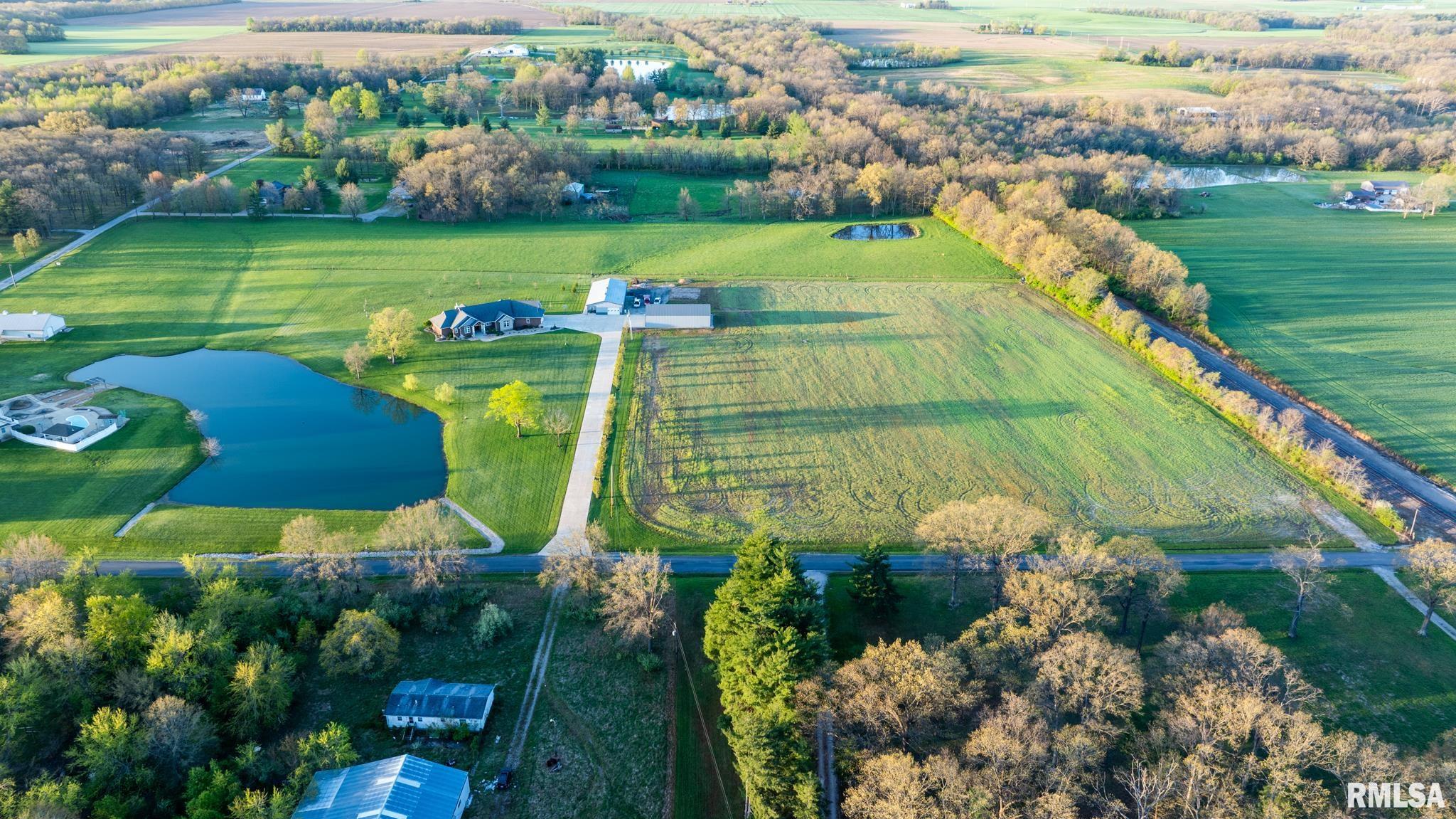 1611 East Baseline Road Centralia, IL 62801 - Photo 5 of 100