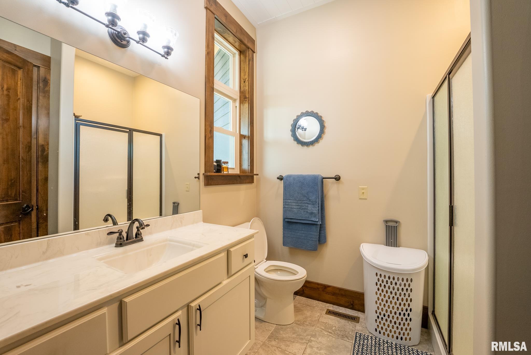 1611 East Baseline Road Centralia, IL 62801 - Photo 82 of 100