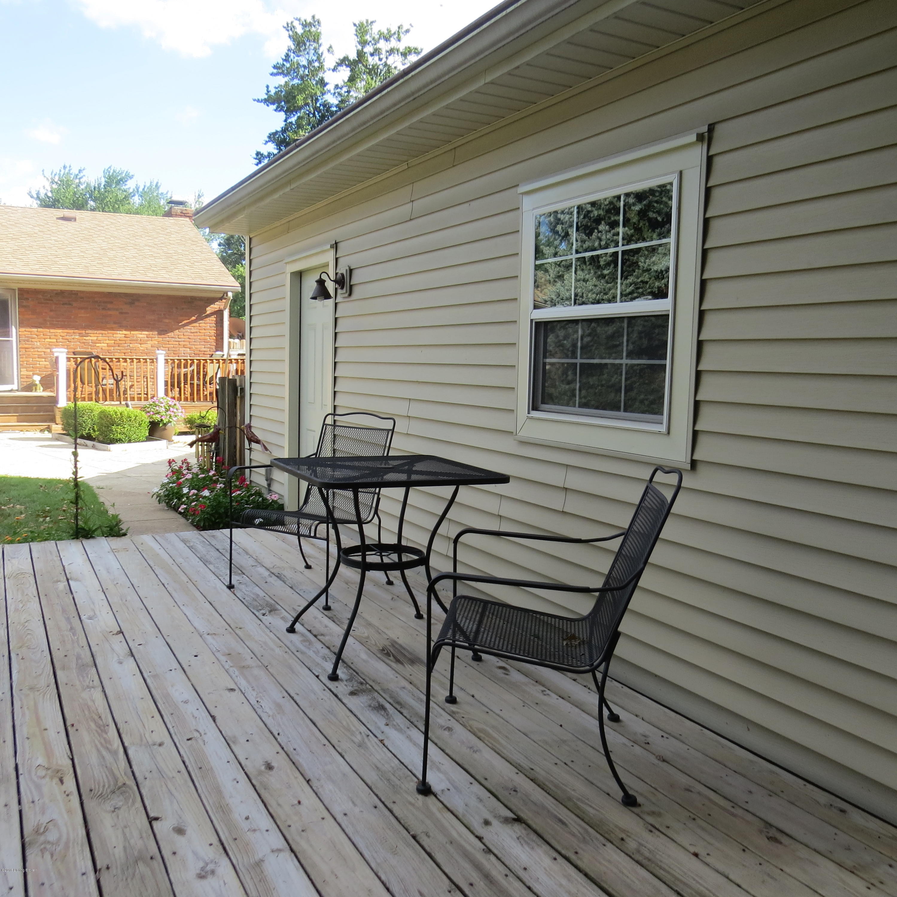 1927 Buttonwood Rd 7