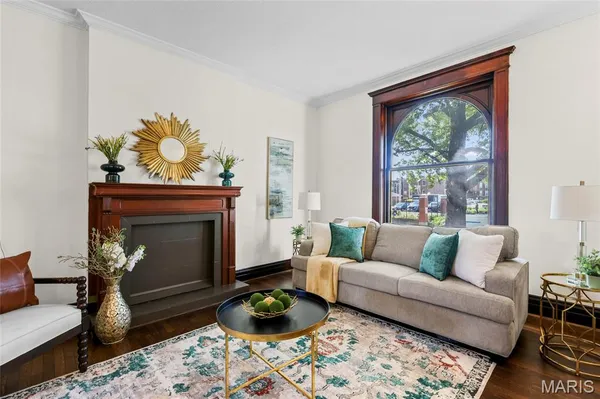 $430,000 | 3525 Hartford Street, St. Louis, MO 63118