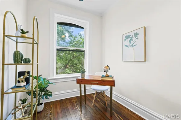 $430,000 | 3525 Hartford Street, St. Louis, MO 63118