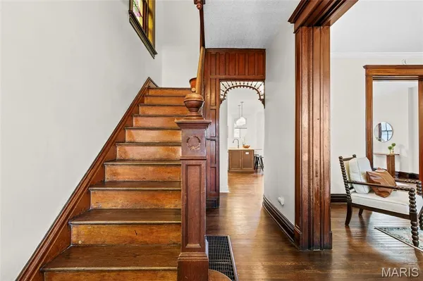 $430,000 | 3525 Hartford Street, St. Louis, MO 63118