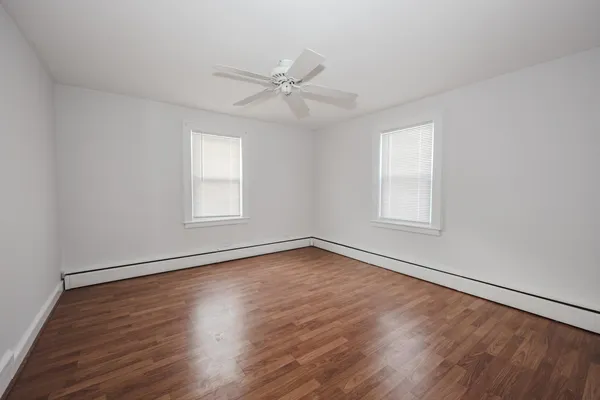 $2,250 | 154 Manning Street, Manchester, NH 03103
