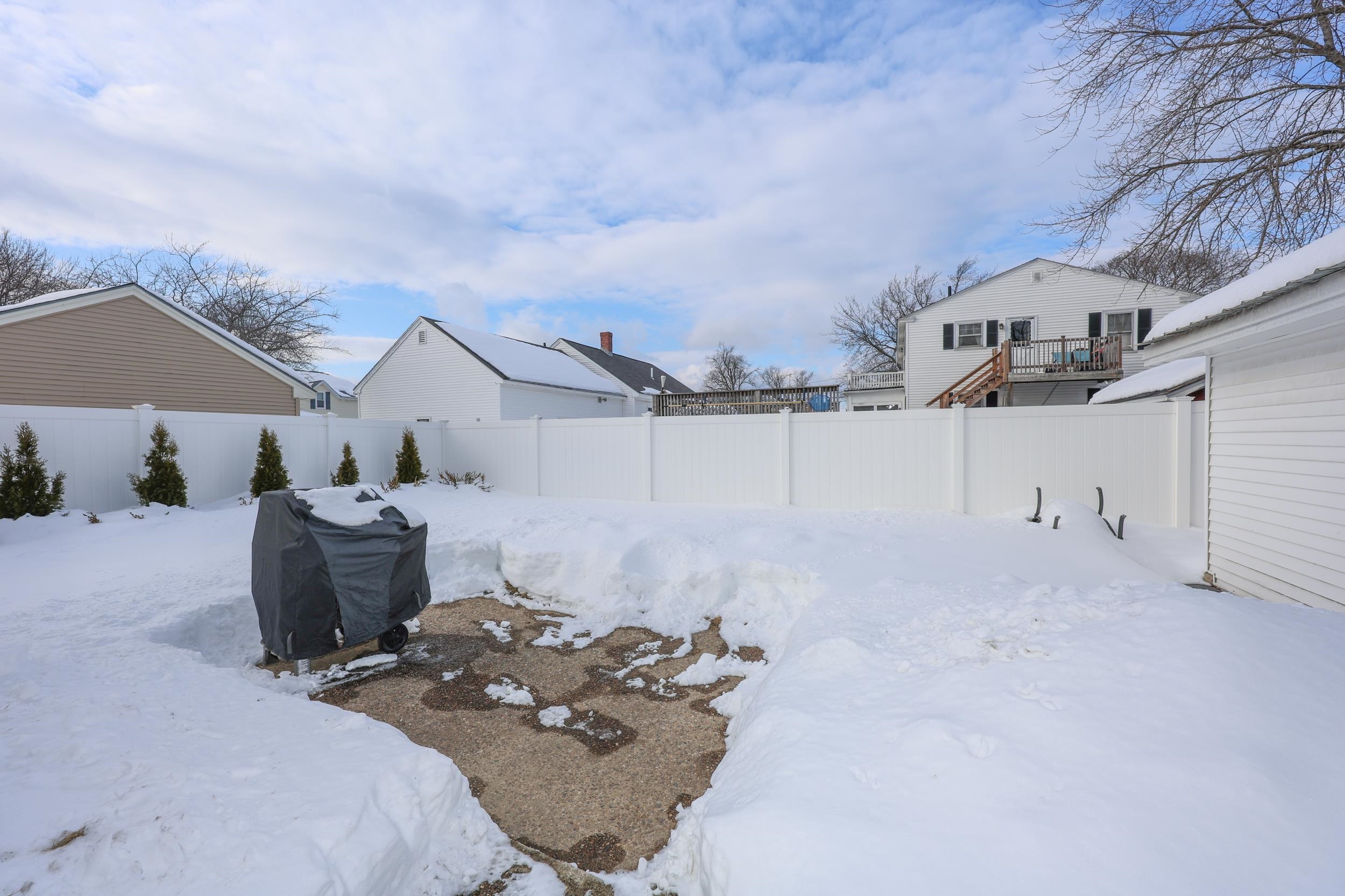 154 Manning Street Manchester, NH 03103 - Photo 21 of 22