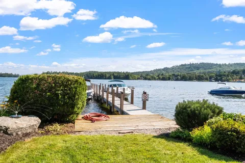 $1,895,000 | 38 Lake Shore Drive, Unit 10, Moultonborough, NH 03254
