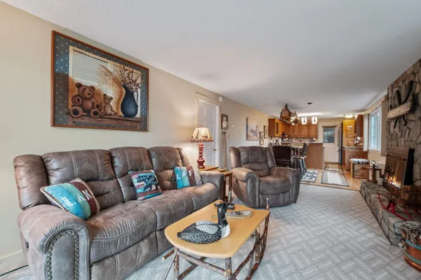 $1,895,000 | 38 Lake Shore Drive, Unit 10, Moultonborough, NH 03254