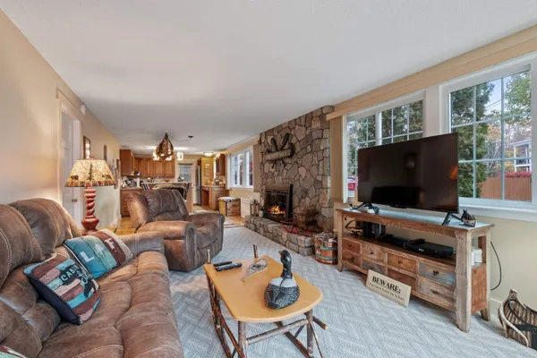 $1,895,000 | 38 Lake Shore Drive, Unit 10, Moultonborough, NH 03254