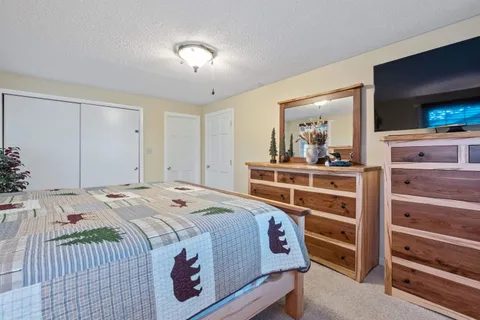 $1,895,000 | 38 Lake Shore Drive, Unit 10, Moultonborough, NH 03254