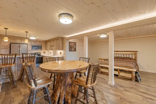 $1,895,000 | 38 Lake Shore Drive, Unit 10, Moultonborough, NH 03254