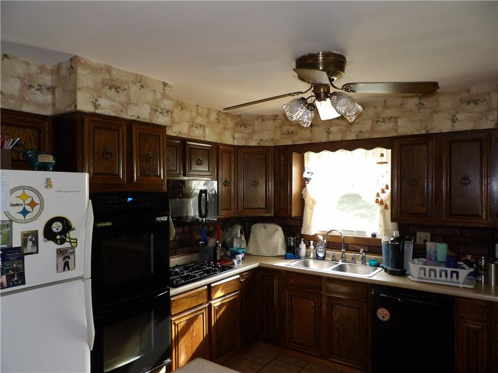 155 Academy Road Republic, PA 15475 - Photo 5 of 23