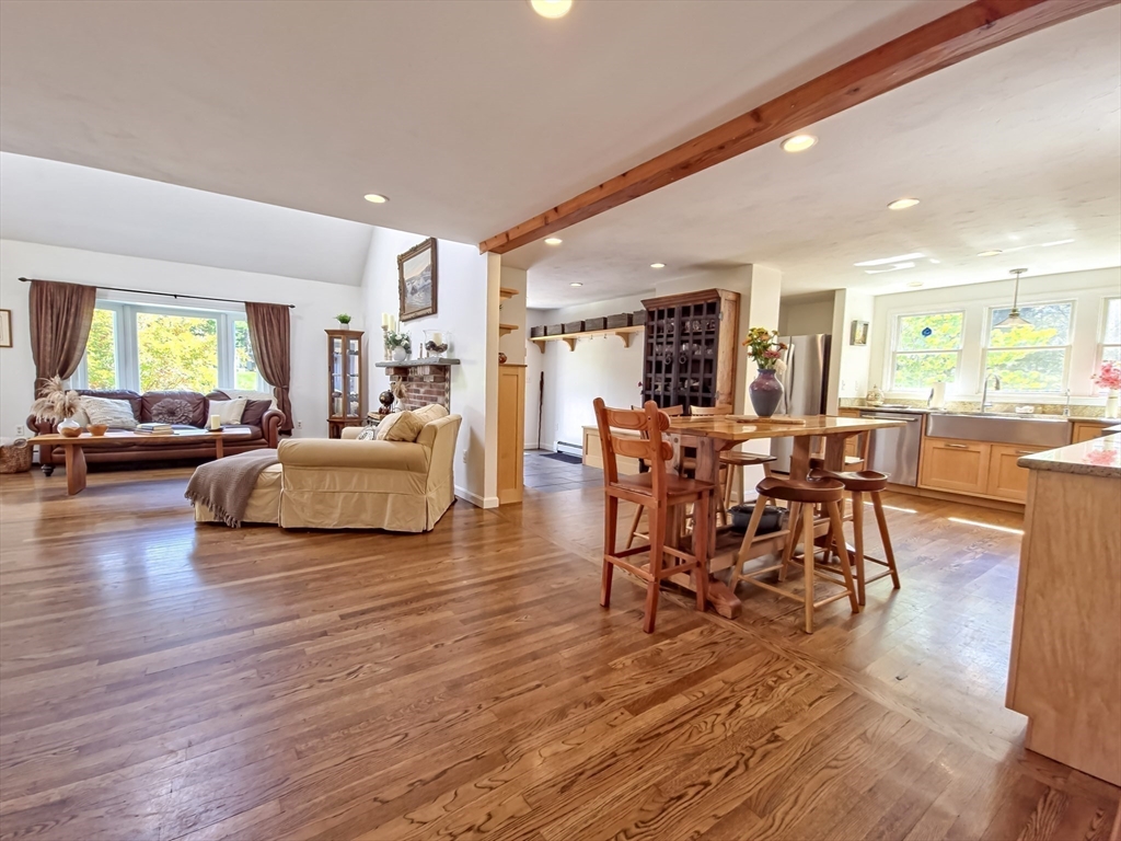 61 Wintergreen Road Mashpee, MA 02649 - Photo 11 of 37