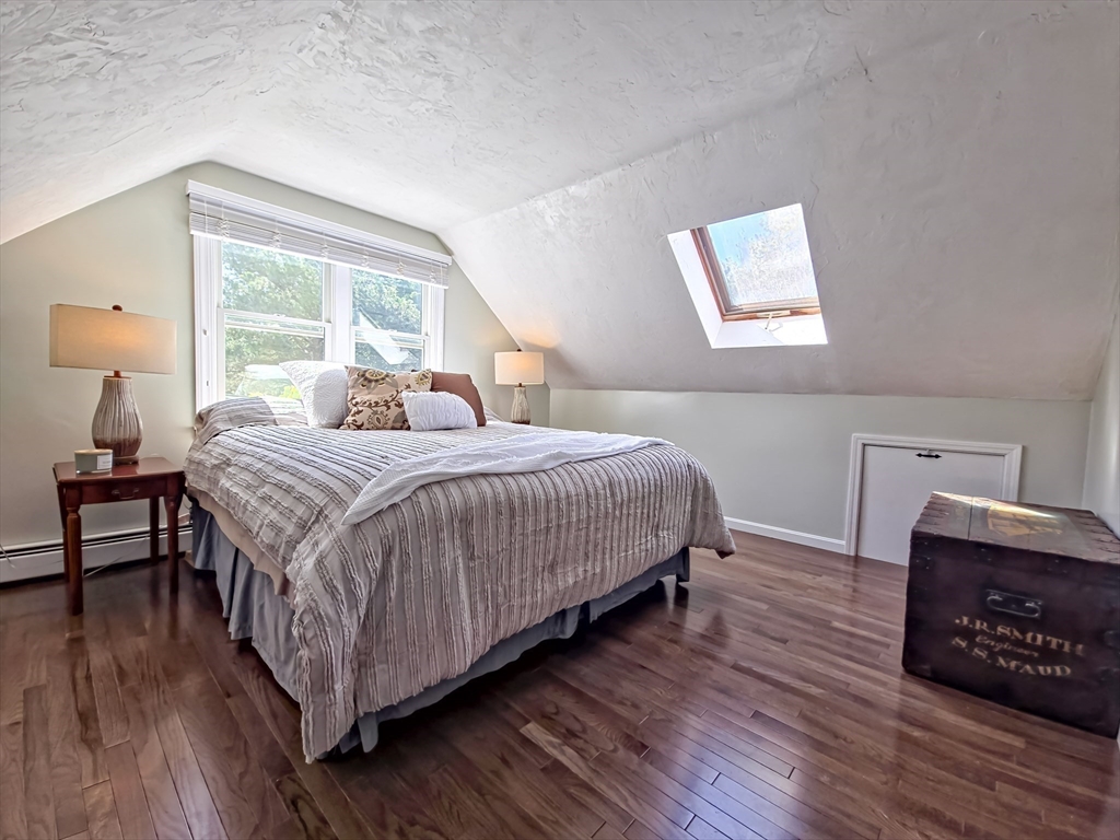 61 Wintergreen Road Mashpee, MA 02649 - Photo 23 of 37