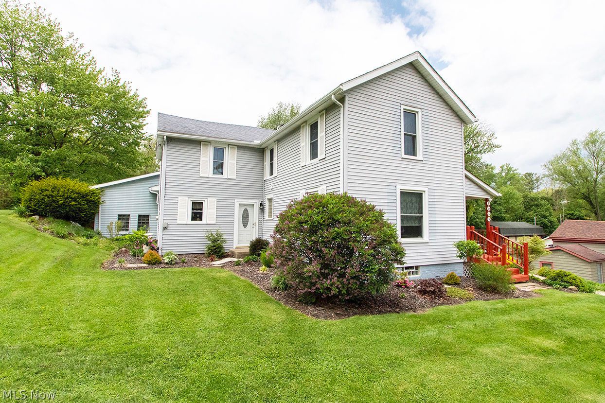 4054 South Medina Line Road Barberton, OH 44203 - Photo 2 of 38