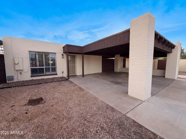 $305,000 | 1725 North Date, Unit 5, Mesa, AZ 85201