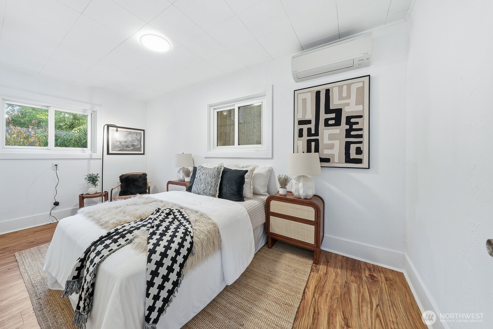 833 Northwest 52nd Street Seattle, WA 98107 - Photo 13 of 35