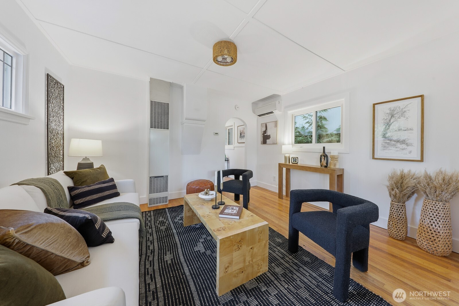 833 Northwest 52nd Street Seattle, WA 98107 - Photo 2 of 35