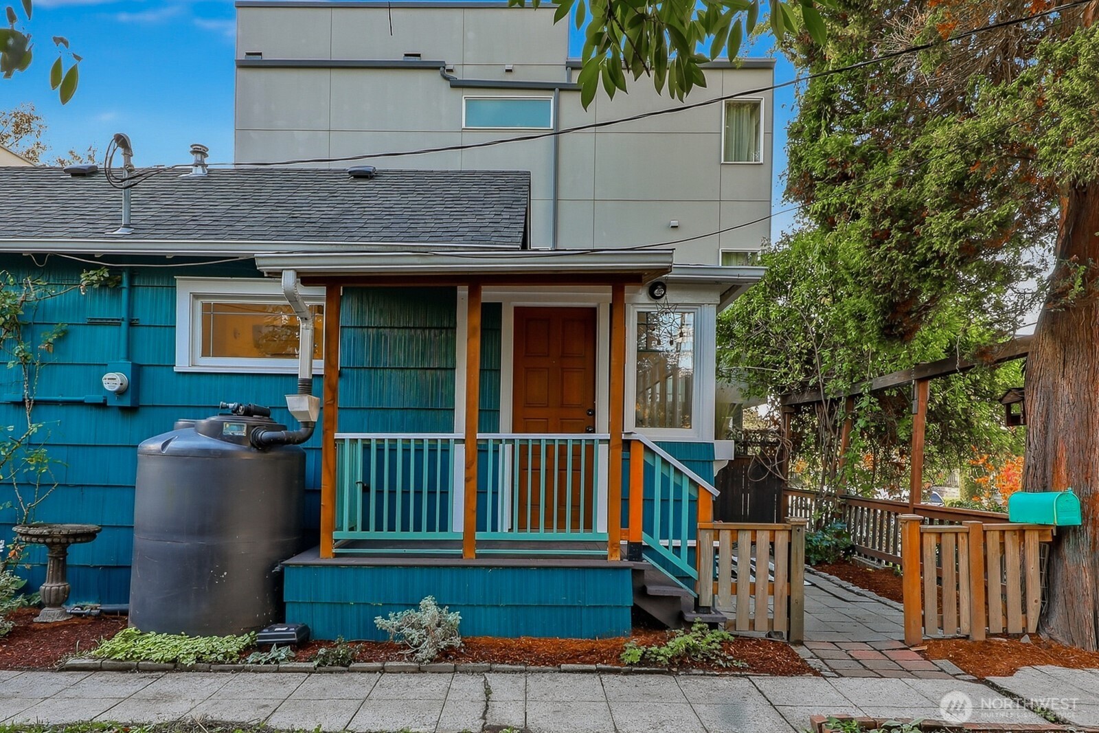 833 Northwest 52nd Street Seattle, WA 98107 - Photo 22 of 35