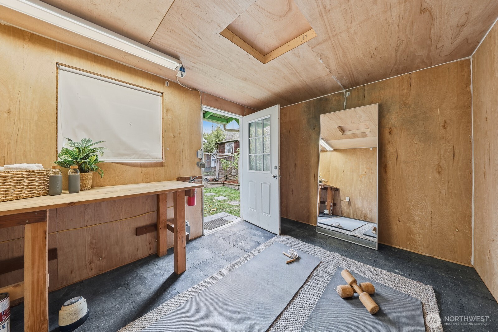 833 Northwest 52nd Street Seattle, WA 98107 - Photo 27 of 35