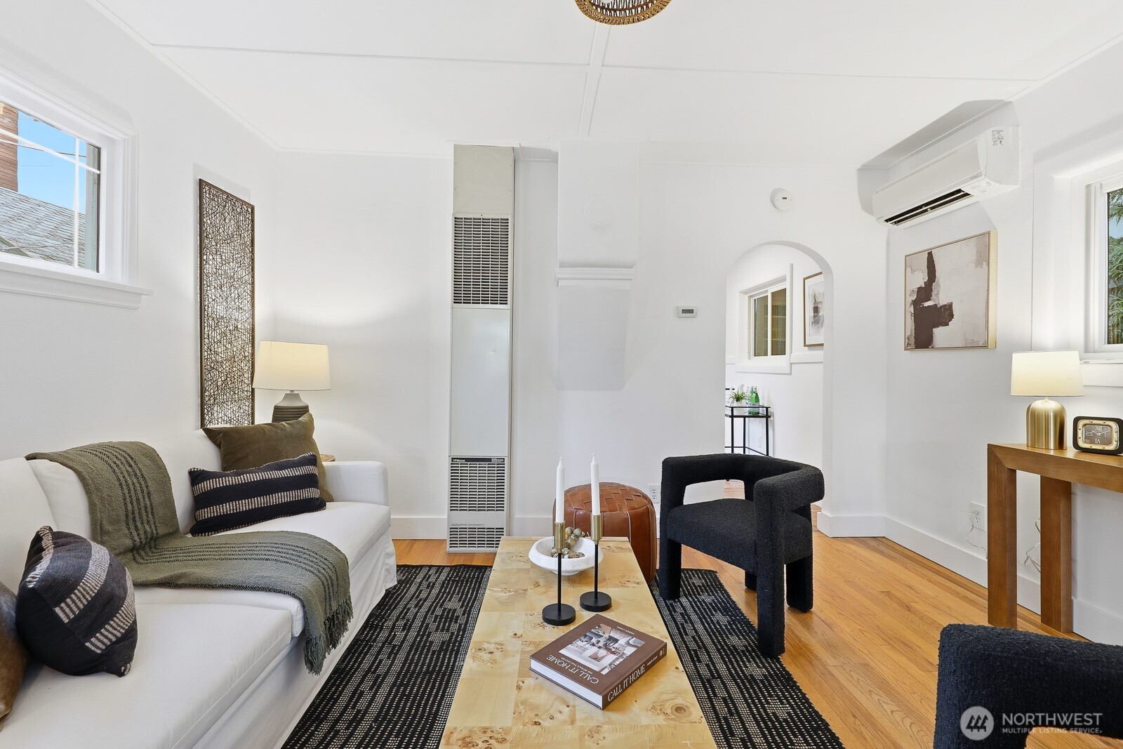 833 Northwest 52nd Street Seattle, WA 98107 - Photo 4 of 35