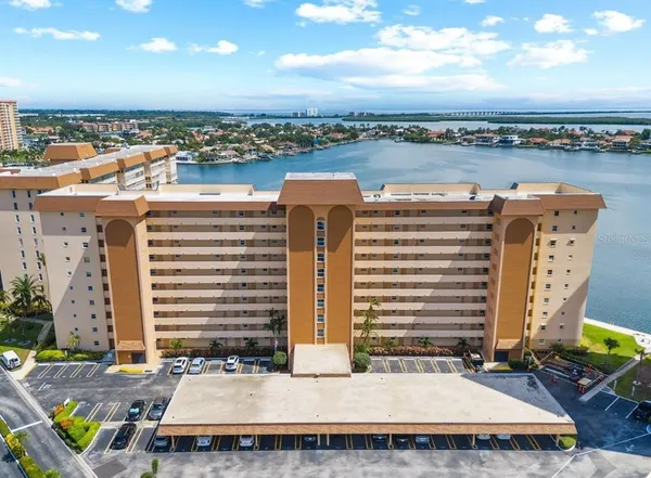 $190,000 | 5130 Brittany Drive South, Unit 604, St. Petersburg, FL 33715