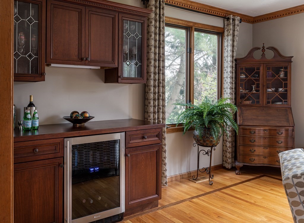 10 Nicholas Road Hopkinton, MA 01748 - Photo 10 of 37 Gallery Image 10