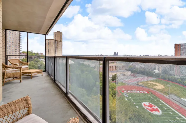 $565,000 | 2500 Johnson Avenue, Unit 15P | Spuyten Duyvil