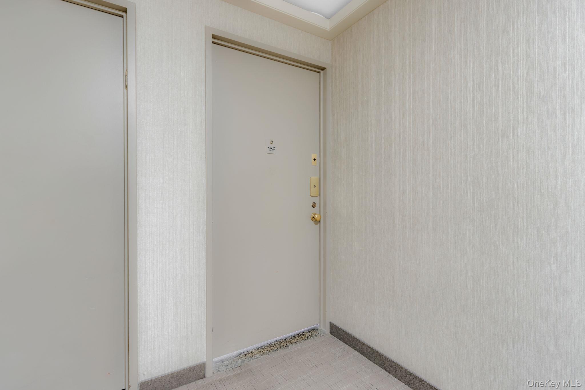 2500 Johnson Avenue, Unit 15P Bronx, NY 10463 - Photo 28 of 50 a view of small space