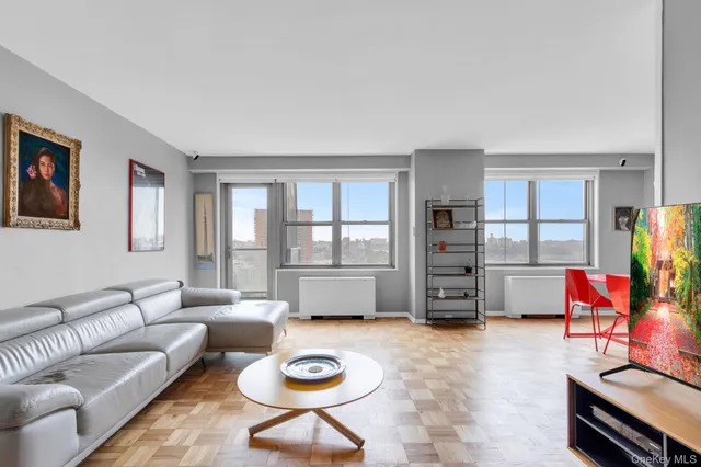 $565,000 | 2500 Johnson Avenue, Unit 15P | Spuyten Duyvil