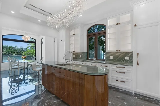 $16,149,000 | 919 92nd Street, Surfside, FL 33154