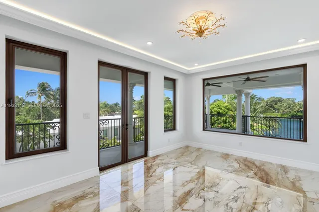 $16,149,000 | 919 92nd Street, Surfside, FL 33154