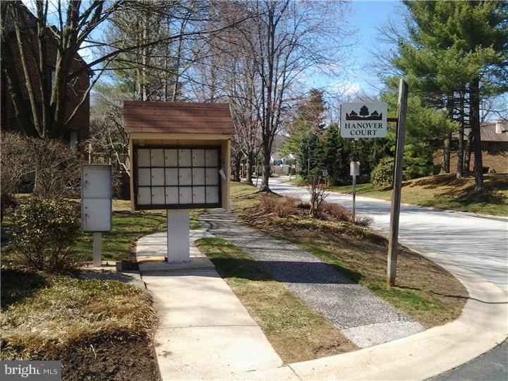 205 Hanover Court Wayne, PA 19087 - Photo 2 of 13