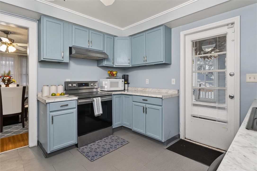 14 Burlington Avenue Rochester, NY 14619 - Photo 10 of 42