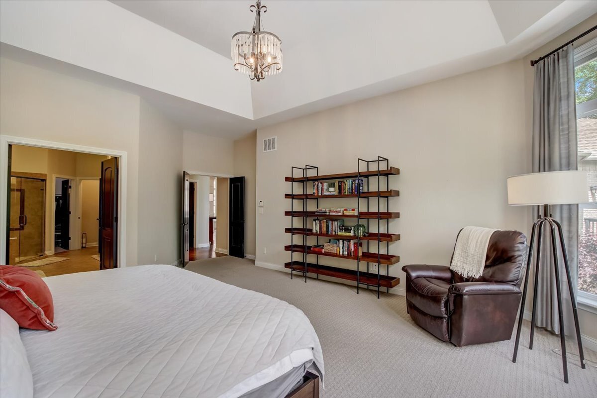 4746 Hampton Lane Avon, IN 46123 - Photo 14 of 59