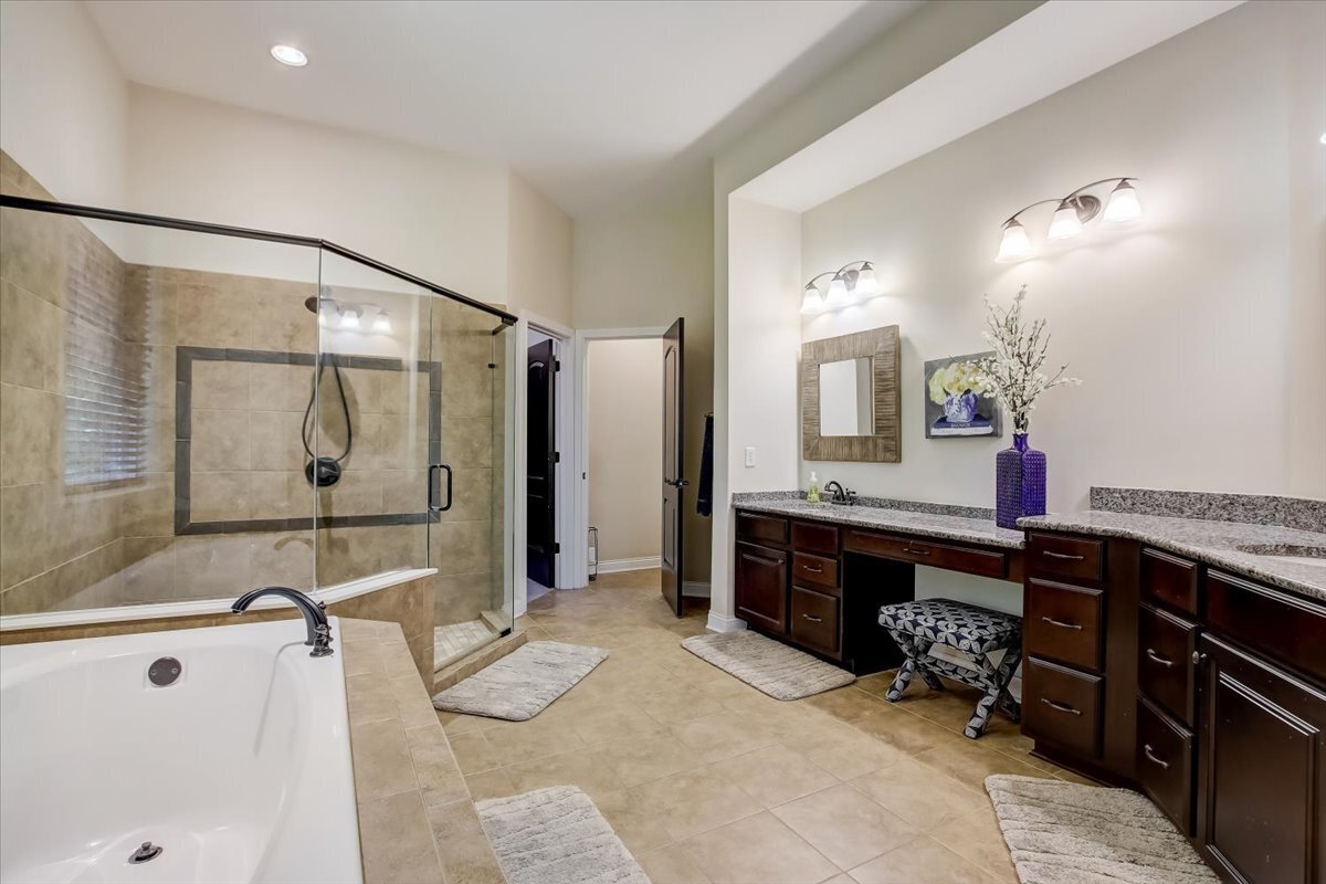 4746 Hampton Lane Avon, IN 46123 - Photo 15 of 59
