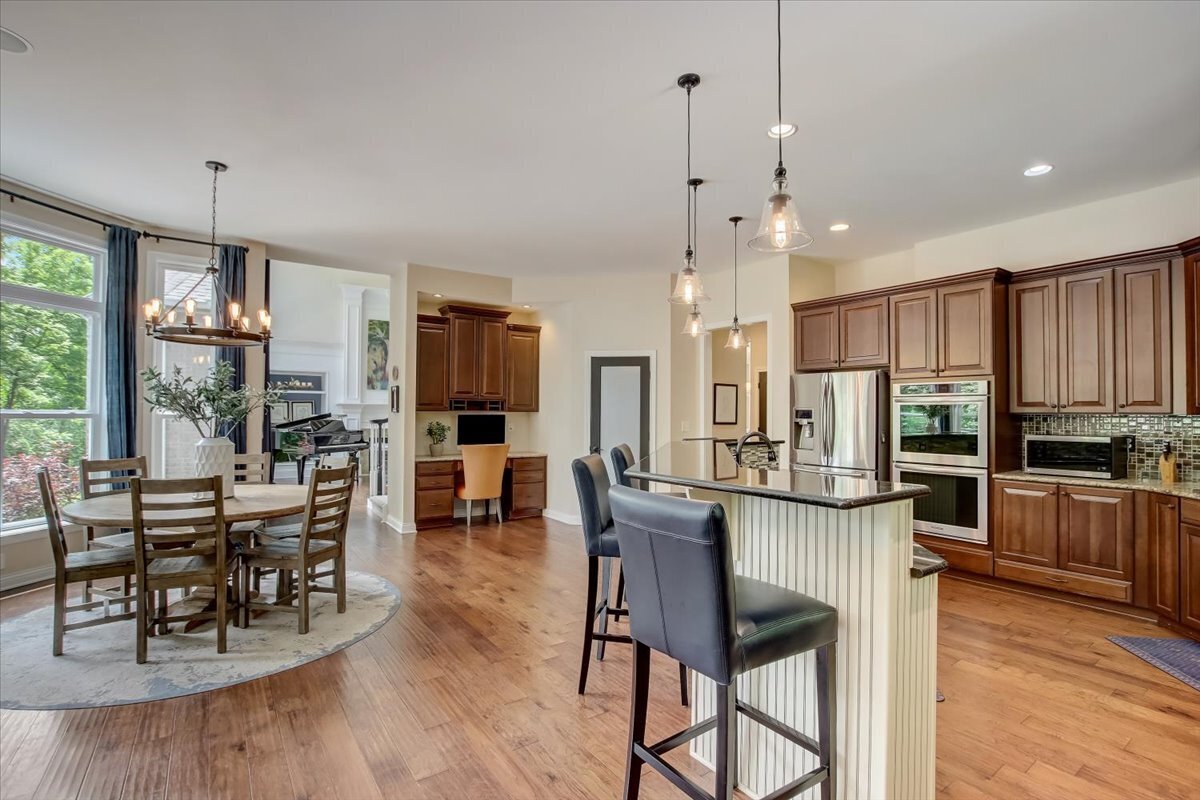 4746 Hampton Lane Avon, IN 46123 - Photo 8 of 59