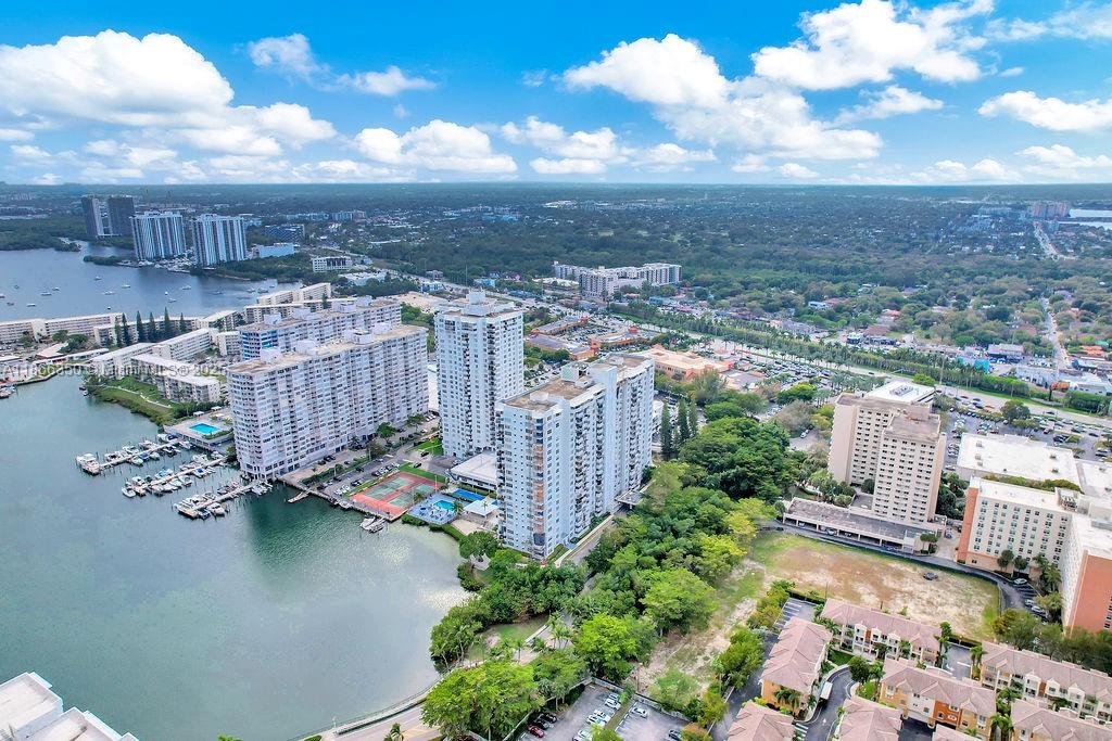 2780 Northeast 183rd Street, Unit 1511 Aventura, FL 33160 - Photo 27 of 29 a view of a lake with a city