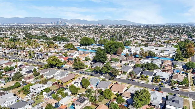 $935,000 | 5126 6th Avenue, Los Angeles, CA 90043