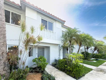 $399,900 | 20811 Northwest 3rd Lane, Pembroke Pines, FL 33029