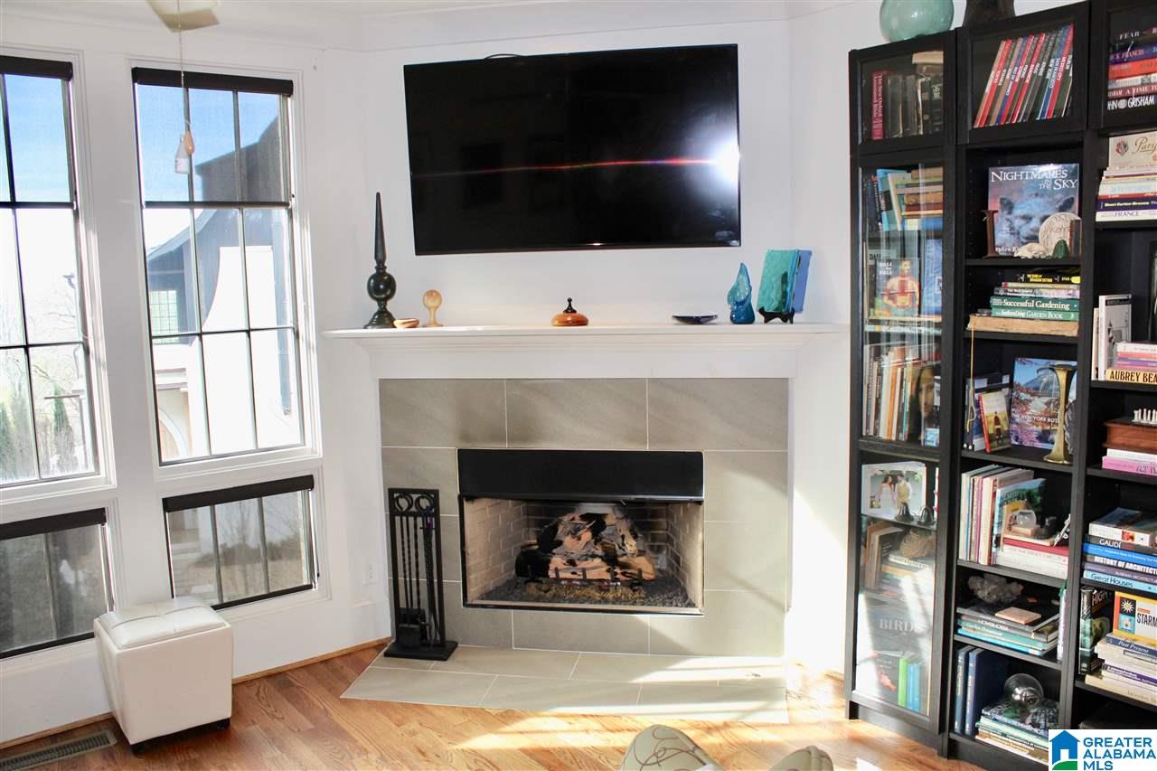107 Abbey Road Birmingham, AL 35205 - Photo 4 of 50