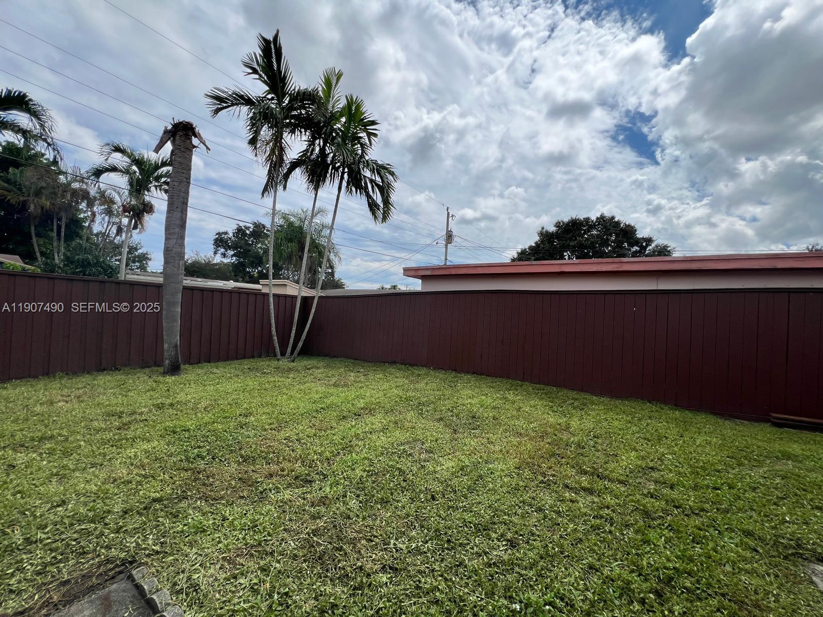 2001 North 41st Avenue Hollywood, FL 33021 - Photo 19 of 52